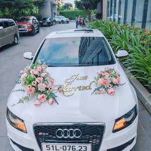 AUDI A4 TRẮNG